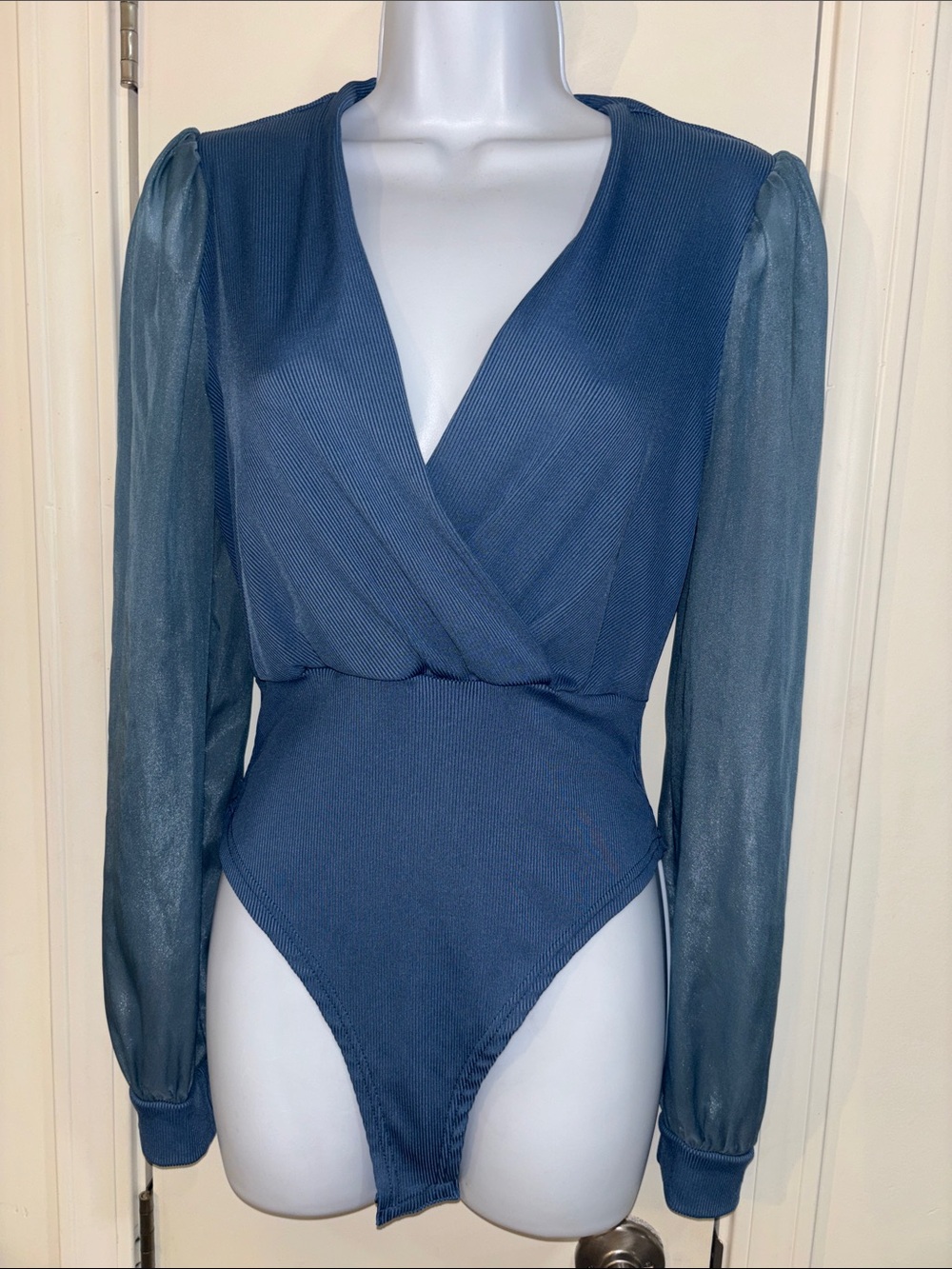 SHEIN Blue Faux-Wrap Long Sleeve Kids Bodysuit